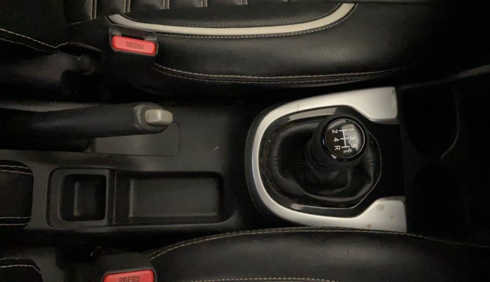 2018 Honda WR-V 1.2L I-VTEC VX MT, Petrol, Manual, 65,875 km, Gear Lever