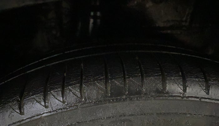 2018 Honda WR-V 1.2L I-VTEC VX MT, Petrol, Manual, 65,875 km, Right Rear Tyre Tread