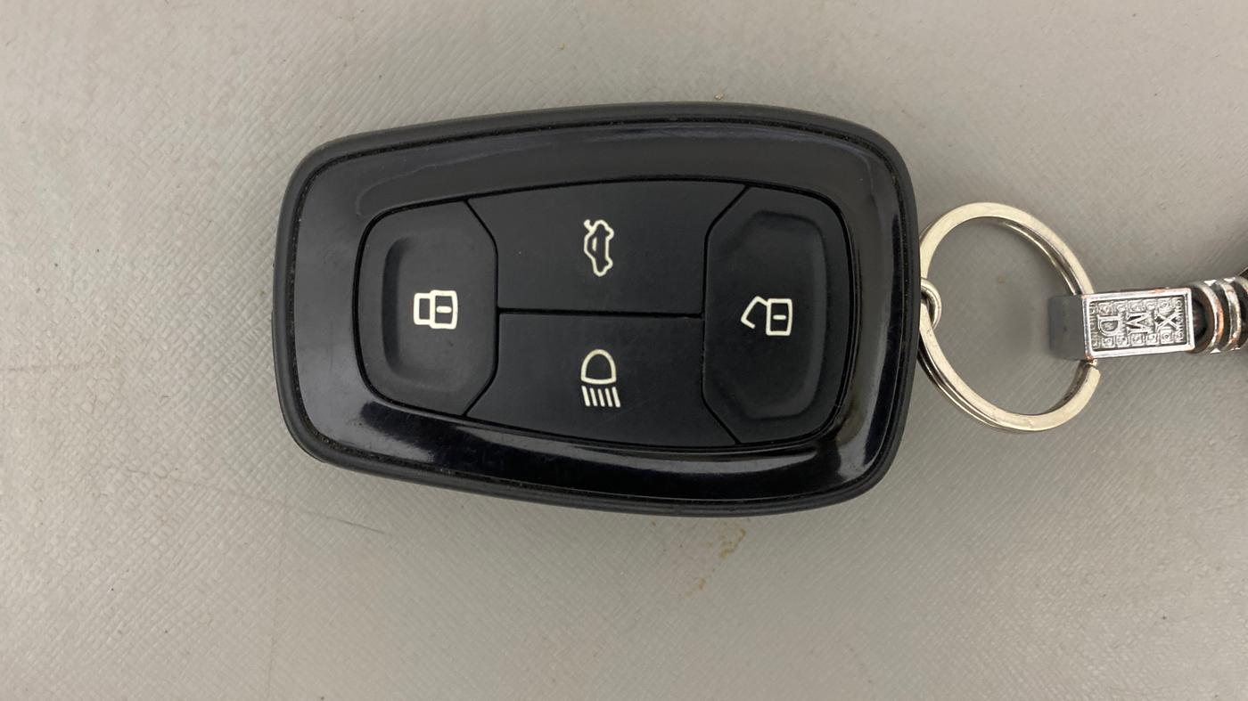 2022 Tata NEXON XZA PLUS (PREMIUM) KAZIRANGA DIESEL, Diesel, Automatic, 1,36,650 km, Key Close Up