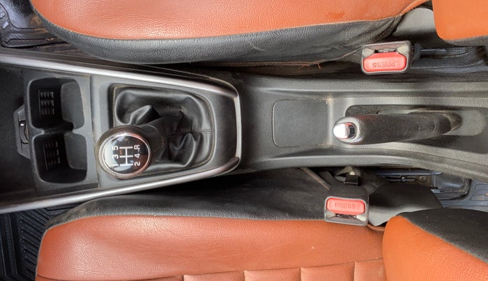 2020 Maruti XL6 ZETA MT, Petrol, Manual, 76,860 km, Gear Lever