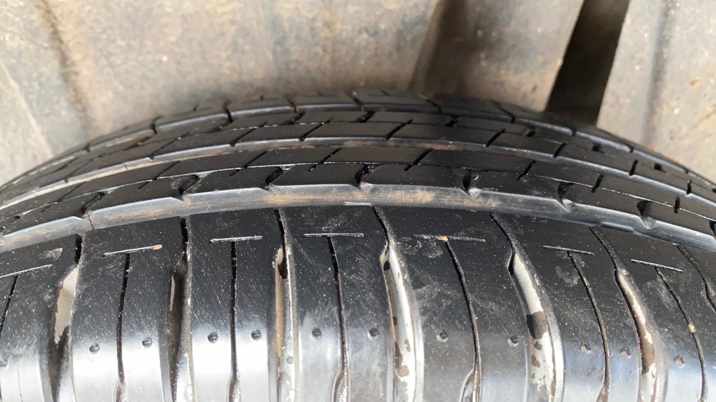 2020 Maruti XL6 ZETA MT, Petrol, Manual, 76,860 km, Left Rear Tyre Tread