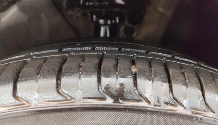 2020 Hyundai VENUE SX 1.0 TURBO IMT, Petrol, Manual, 50,034 km, Right Front Tyre Tread