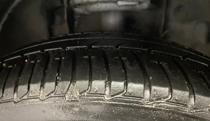2021 Tata Tiago XZA PLUS PETROL, Petrol, Automatic, 1,02,224 km, Right Front Tyre Tread