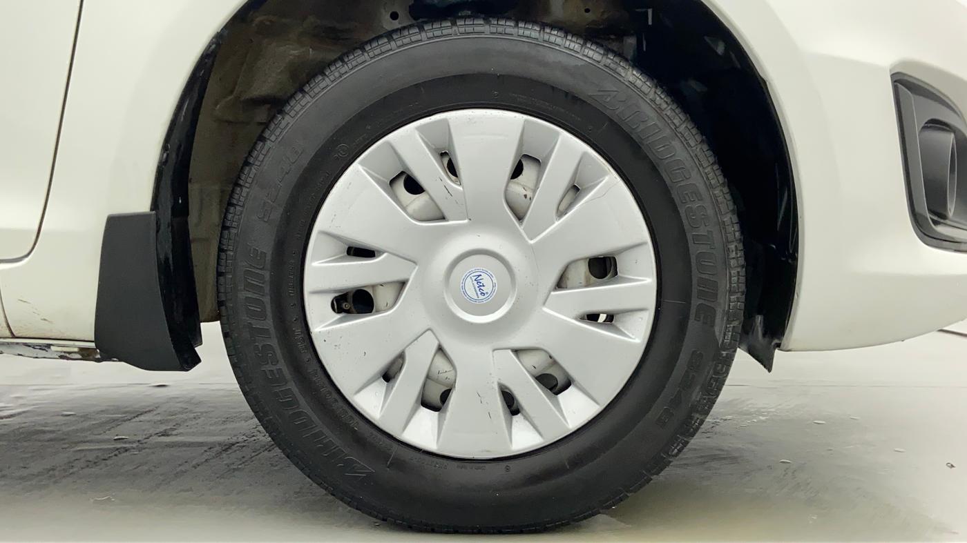 2016 Maruti Swift LXI OPT, Petrol, Manual, 59,743 km, Right Front Wheel