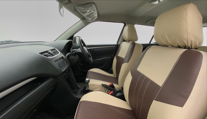 2016 Maruti Swift LXI OPT, Petrol, Manual, 59,743 km, Right Side Front Door Cabin