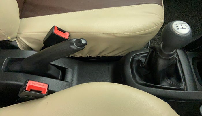 2016 Maruti Swift LXI OPT, Petrol, Manual, 59,743 km, Gear Lever