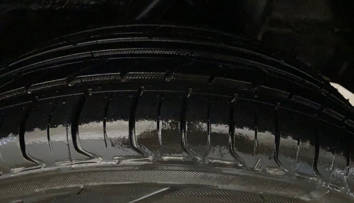 2022 Honda Amaze 1.2L I-VTEC S, Petrol, Manual, 49,291 km, Left Rear Tyre Tread