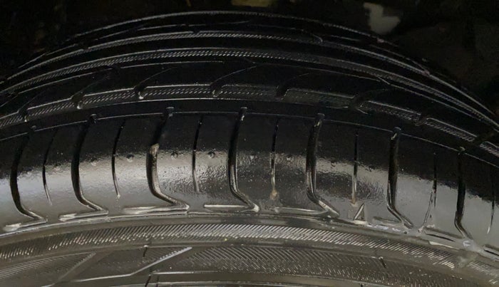 2022 Honda Amaze 1.2L I-VTEC S, Petrol, Manual, 49,291 km, Right Front Tyre Tread