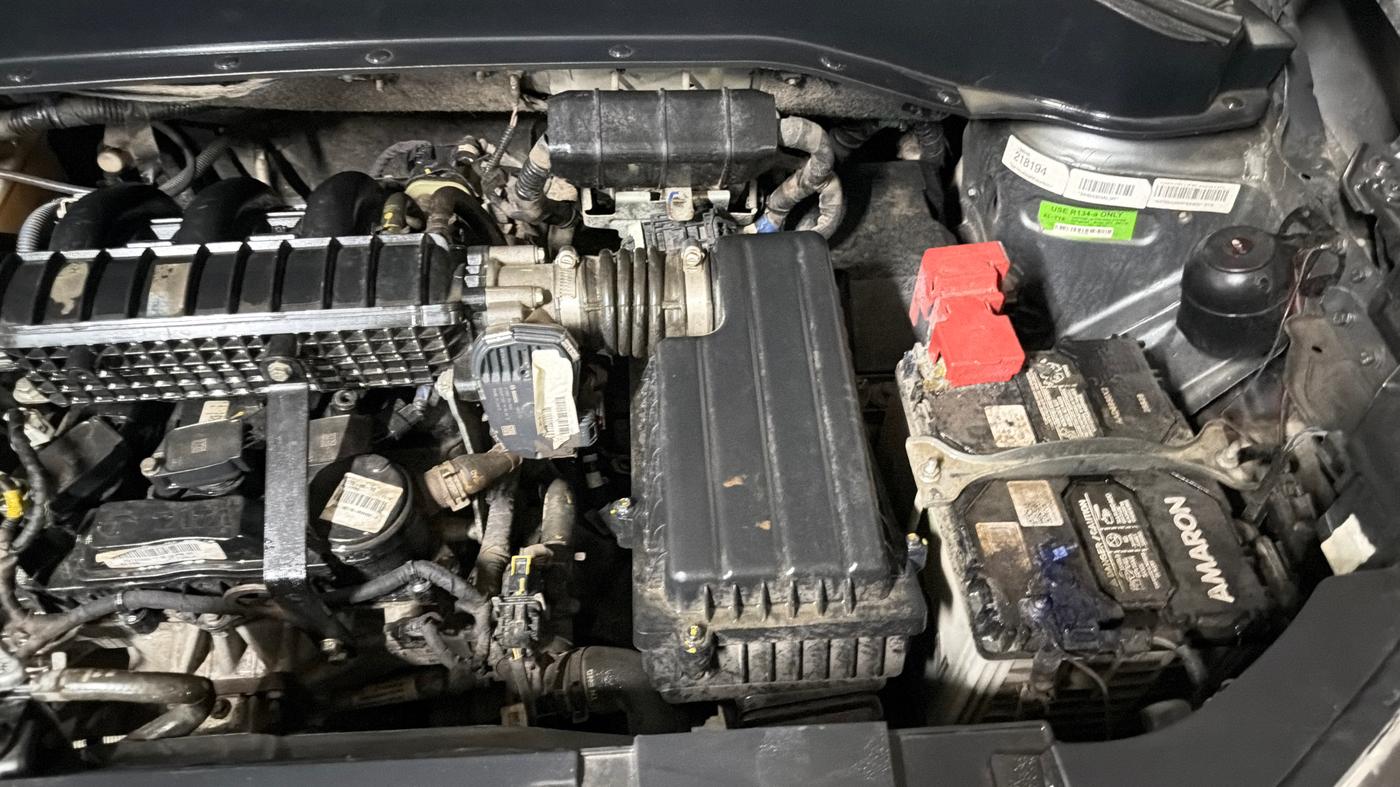 2024 Tata PUNCH PURE MT, Petrol, Manual, 20,409 km, Engine View - Left