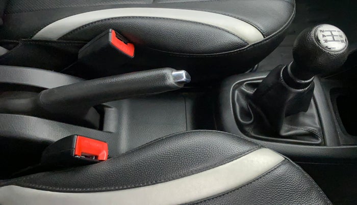2014 Maruti Swift VXI, Petrol, Manual, 53,175 km, Gear Lever