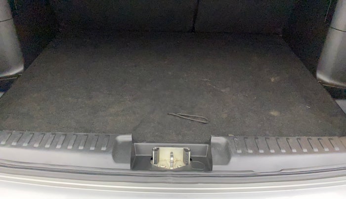 2022 Toyota URBAN CRUISER HIGH GRADE MT, Petrol, Manual, 20,910 km, Boot Inside