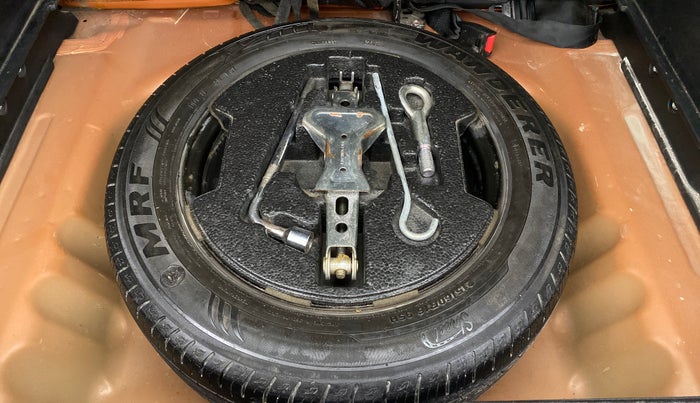2018 Maruti Vitara Brezza ZDI+ DUAL TONE AMT, Diesel, Automatic, 33,570 km, Spare Tyre