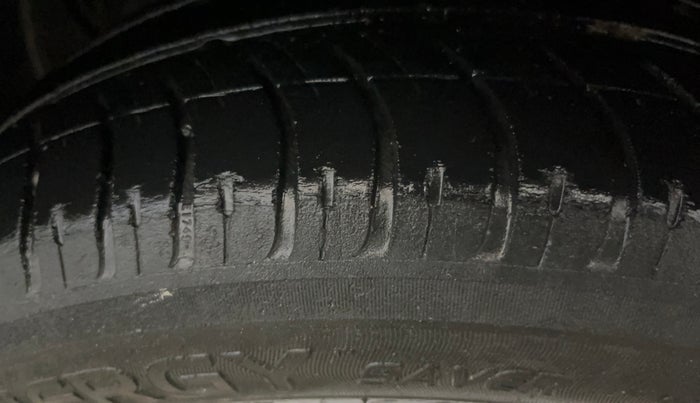 2019 Hyundai NEW SANTRO SPORTZ CNG, CNG, Manual, 85,842 km, Left Front Tyre Tread