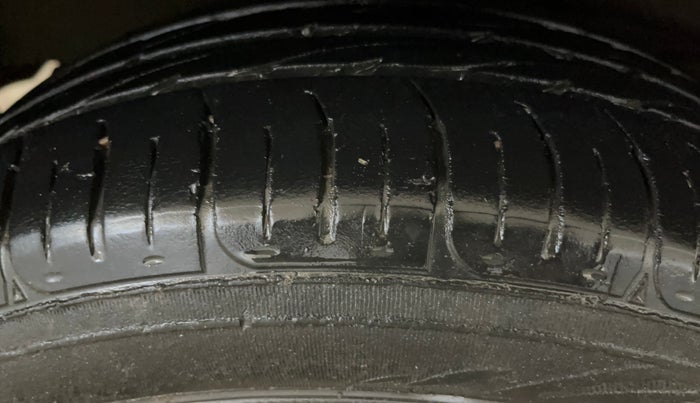 2019 Hyundai NEW SANTRO SPORTZ CNG, CNG, Manual, 85,842 km, Right Rear Tyre Tread