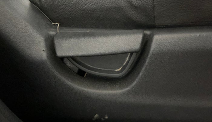 2019 Hyundai NEW SANTRO SPORTZ CNG, CNG, Manual, 85,842 km, Driver Side Adjustment Panel