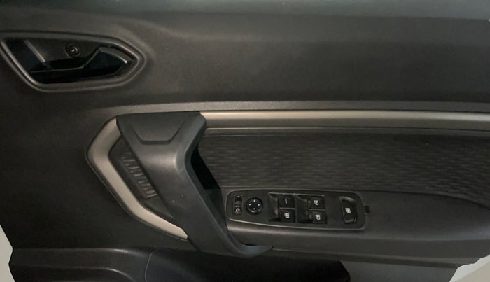 2022 Renault Kiger RXZ MT, Petrol, Manual, 33,351 km, Driver Side Door Panels Control