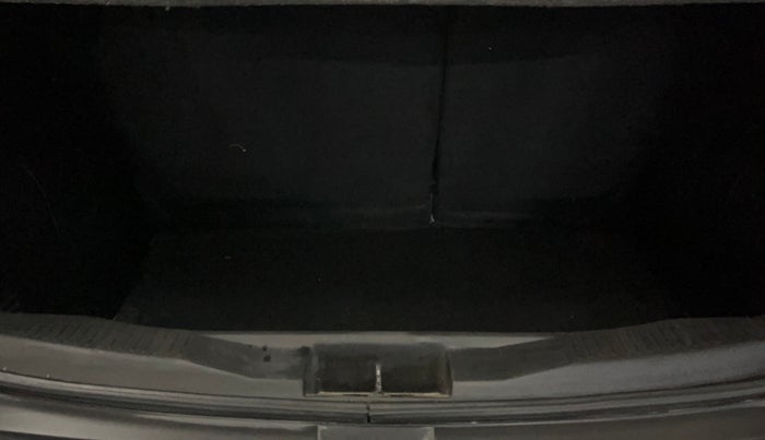 2022 Renault Kiger RXZ MT, Petrol, Manual, 33,351 km, Boot Inside