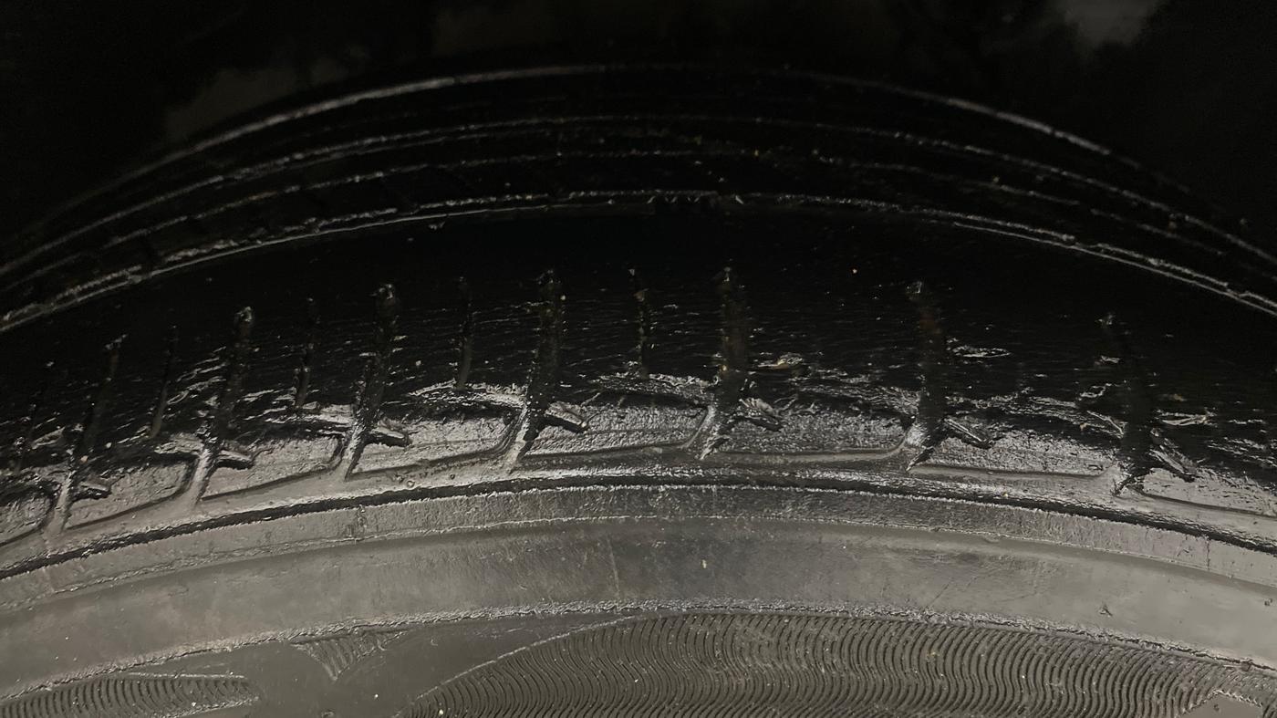 2021 Tata ALTROZ XM PLUS PETROL, Petrol, Manual, 80,526 km, Right Front Tyre Tread