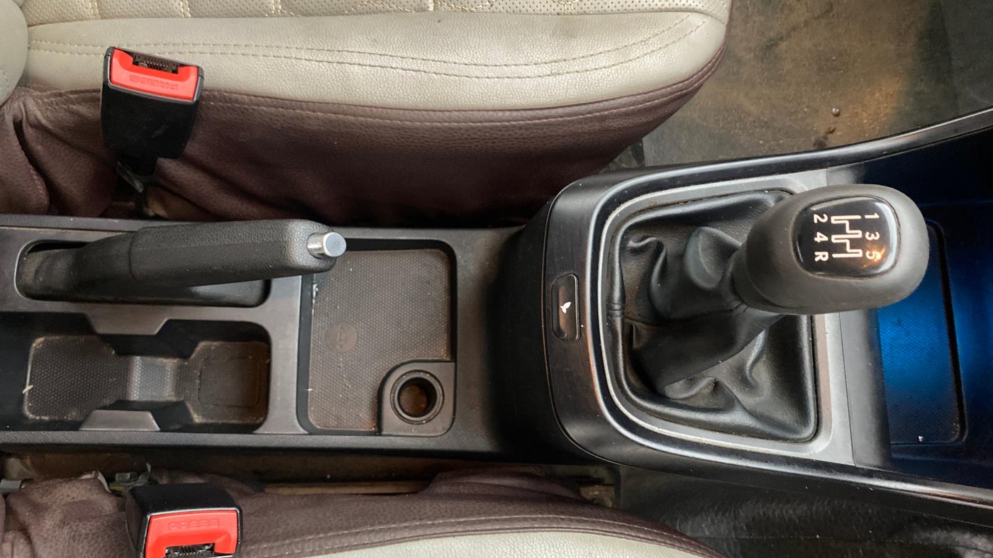 2021 Tata ALTROZ XM PLUS PETROL, Petrol, Manual, 80,526 km, Gear Lever