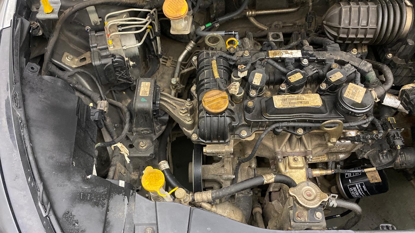 2021 Tata ALTROZ XM PLUS PETROL, Petrol, Manual, 80,526 km, Engine View - Right