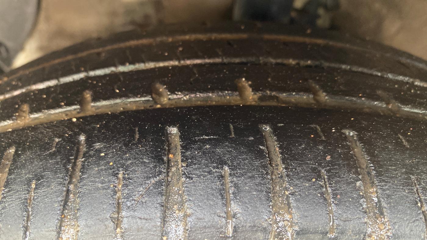 2015 Hyundai Xcent S 1.2, Petrol, Manual, 98,564 km, Left Front Tyre Tread