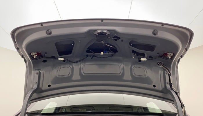 2017 Hyundai Xcent SX 1.2, Petrol, Manual, 22,338 km, Boot Door Open