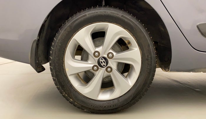 2017 Hyundai Xcent SX 1.2, Petrol, Manual, 22,338 km, Right Rear Wheel