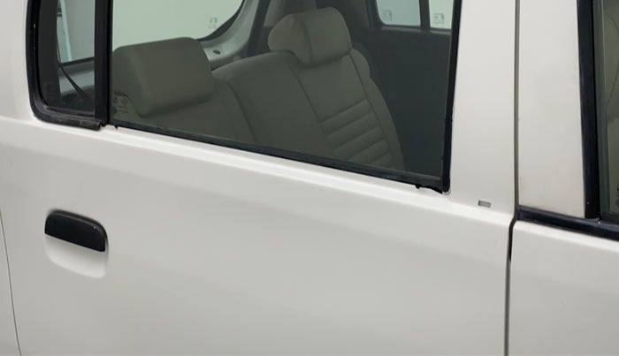 2012 Maruti Wagon R 1.0 LXI, Petrol, Manual, 99,964 km, Right rear door - Weather strip has minor damage