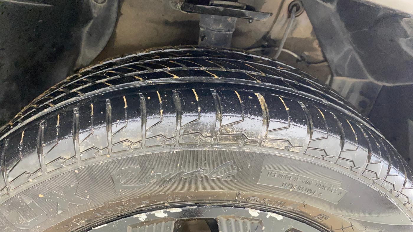 2020 Toyota URBAN CRUISER HIGH GRADE MT, Petrol, Manual, 95,376 km, Right Front Tyre Tread