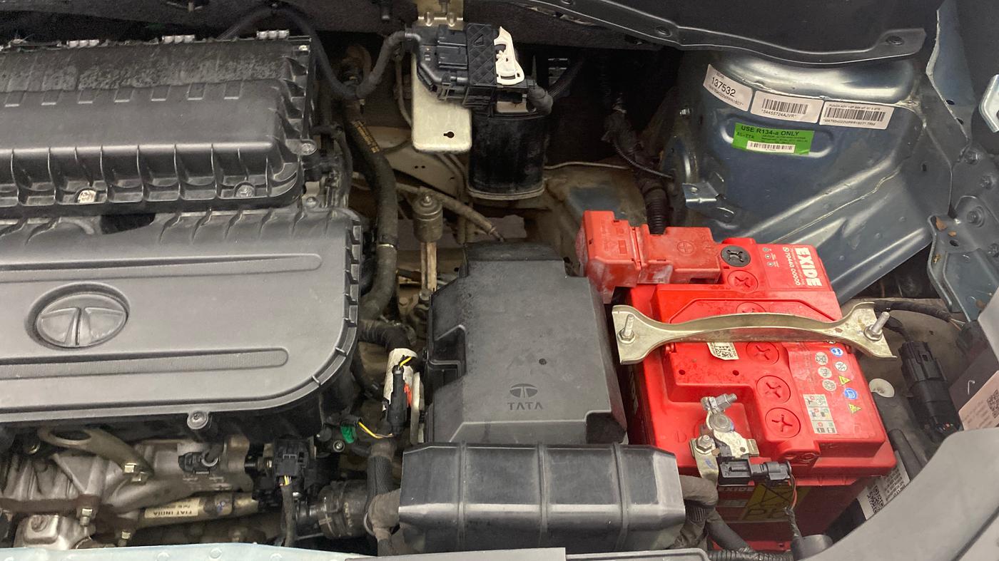 2021 Tata PUNCH ADVENTURE MT, Petrol, Manual, 57,143 km, Engine View - Left
