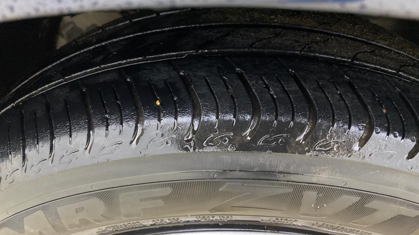 2022 Tata TIGOR XZ PLUS CNG LEATHERETTE PACK, CNG, Manual, 95,622 km, Left Front Tyre Tread