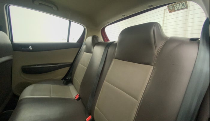 2011 Hyundai i20 MAGNA (O) 1.2, Petrol, Manual, 42,009 km, Right Side Rear Door Cabin