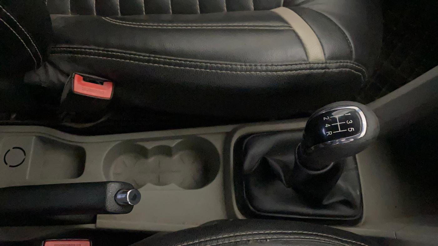 2019 Tata Tiago XZ PETROL, Petrol, Manual, 70,421 km, Gear Lever