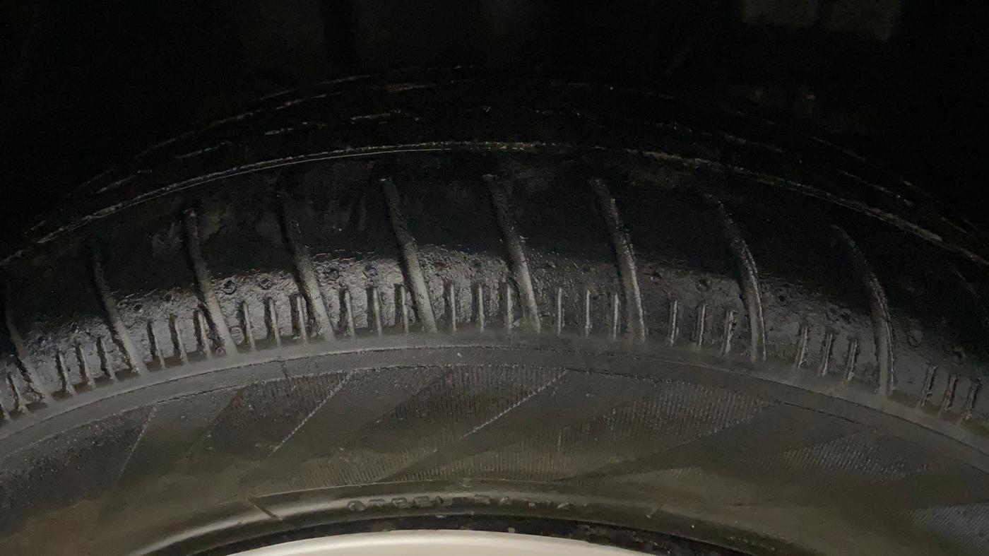 2019 Tata Tiago XZ PETROL, Petrol, Manual, 70,421 km, Right Front Tyre Tread
