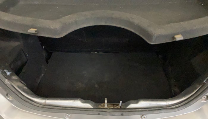 2019 Tata Tiago XZ PETROL, Petrol, Manual, 70,421 km, Boot Inside