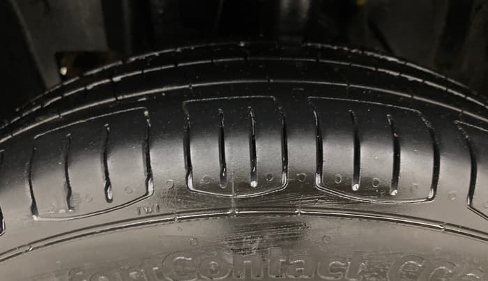 2017 Datsun Go T, Petrol, Manual, 48,825 km, Left Front Tyre Tread