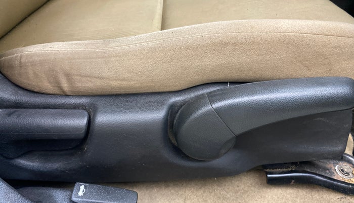 2016 Honda City 1.5L I-VTEC V MT, Petrol, Manual, 97,092 km, Driver Side Adjustment Panel