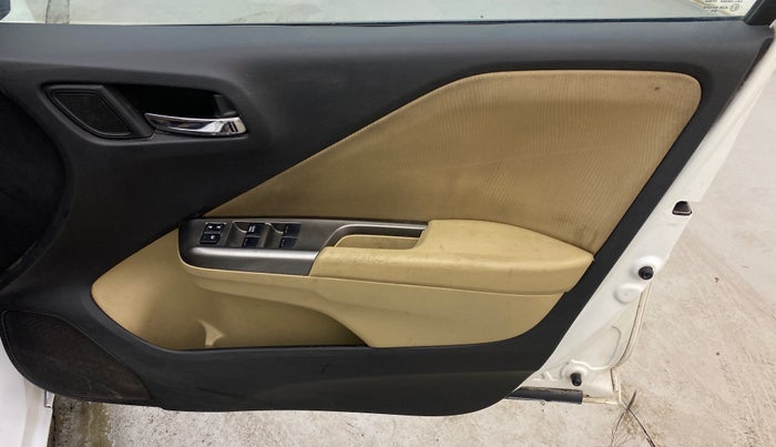 2016 Honda City 1.5L I-VTEC V MT, Petrol, Manual, 97,092 km, Driver Side Door Panels Control