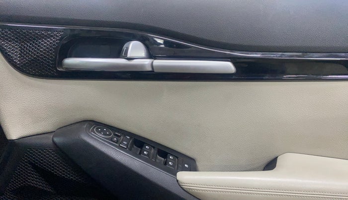 2020 KIA SELTOS HTX 1.5 PETROL, Petrol, Manual, 33,015 km, Driver Side Door Panels Control