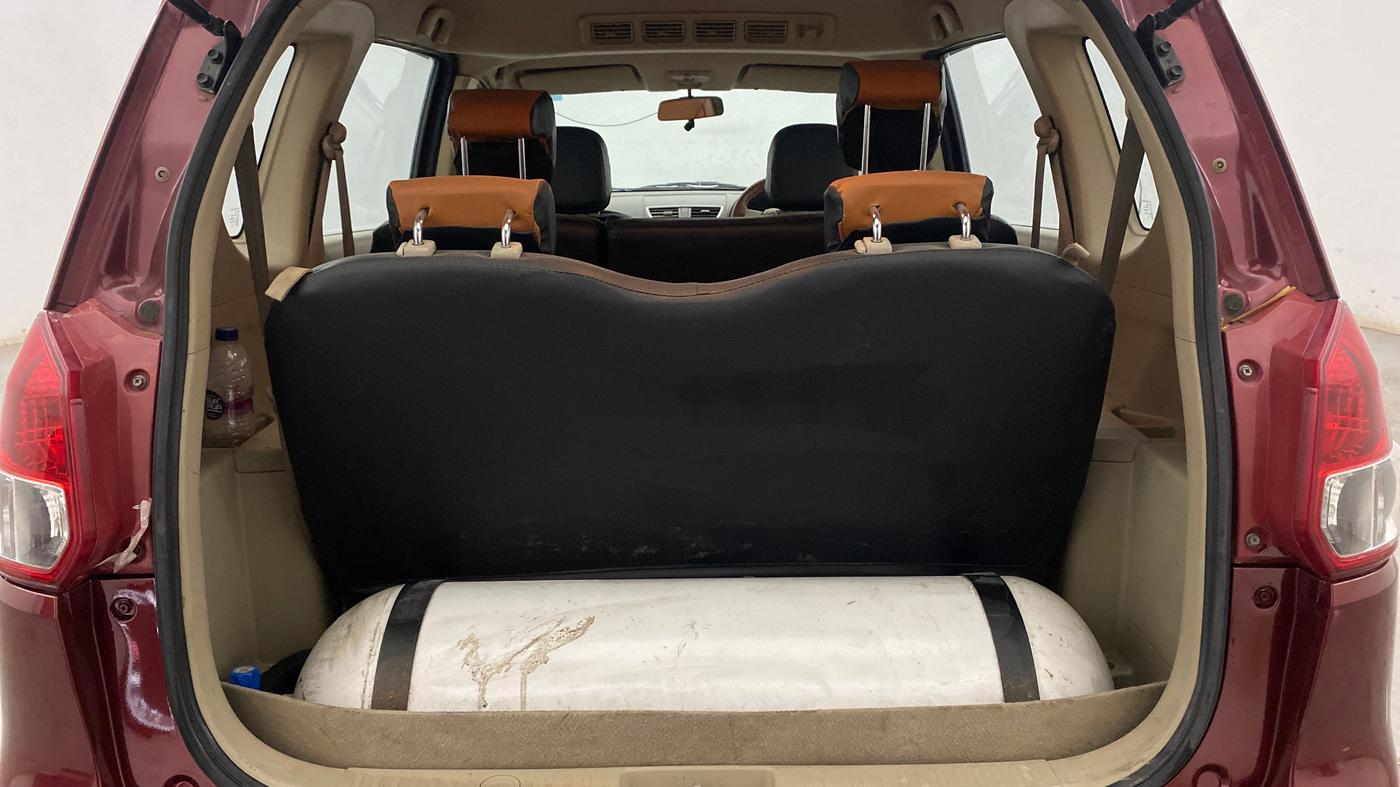 2013 Maruti Ertiga VXI, CNG, Manual, 55,447 km, Boot Inside