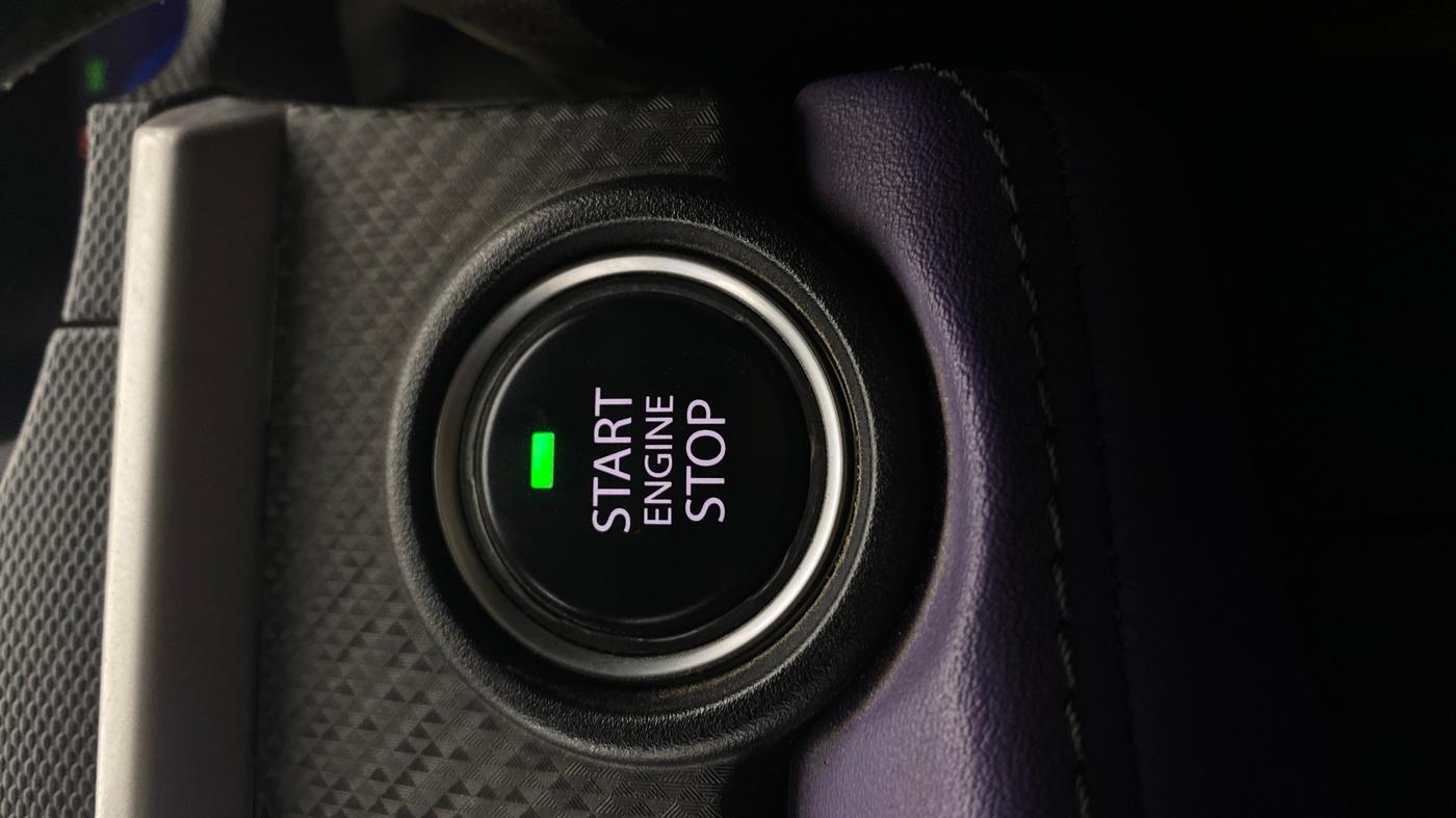 2023 Tata NEXON FEARLESS PURPLE + SUNROOF DUAL TONE 1.2 PETROL, Petrol, Manual, 26,036 km, Keyless Start/ Stop Button