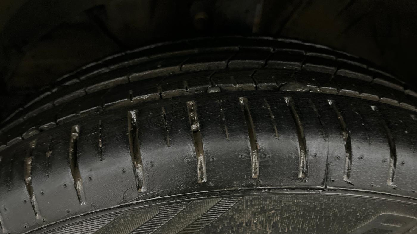 2025 Maruti Baleno ALPHA 1.2 AGS, Petrol, Automatic, 3,803 km, Left Front Tyre Tread