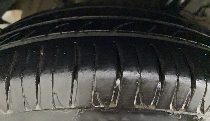 2018 Hyundai Xcent SX 1.2, Petrol, Manual, 72,642 km, Right Rear Tyre Tread