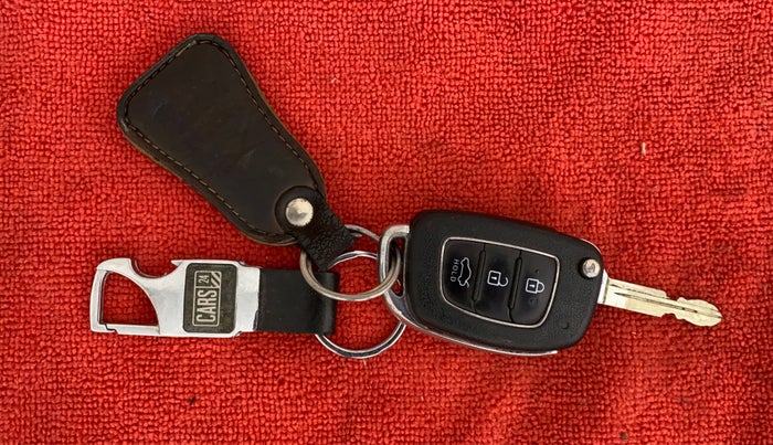 2018 Hyundai Xcent SX 1.2, Petrol, Manual, 72,642 km, Key Close Up