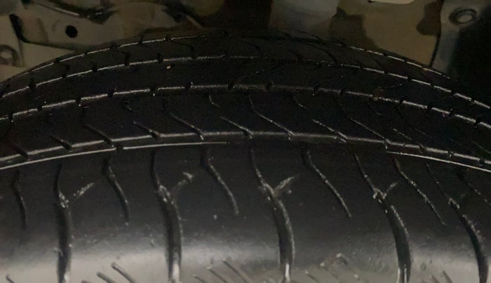 2023 Toyota URBAN CRUISER HYRYDER V HYBRID, Hybrid, Automatic, 33,241 km, Left Front Tyre Tread