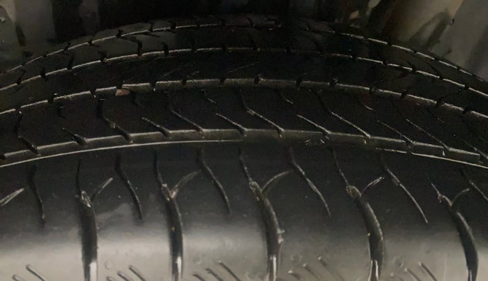 2023 Toyota URBAN CRUISER HYRYDER V HYBRID, Hybrid, Automatic, 33,241 km, Left Rear Tyre Tread