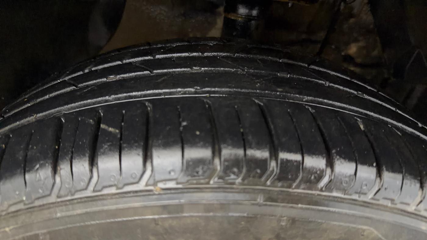 2022 Maruti Vitara Brezza ZXI, Petrol, Manual, 35,076 km, Right Front Tyre Tread