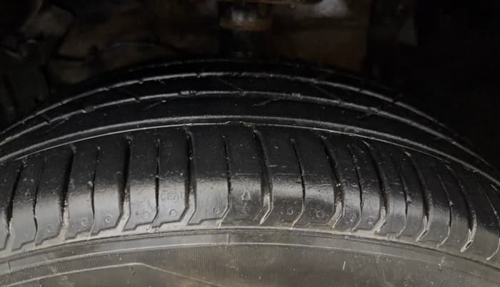 2022 Maruti Vitara Brezza ZXI, Petrol, Manual, 35,076 km, Left Front Tyre Tread