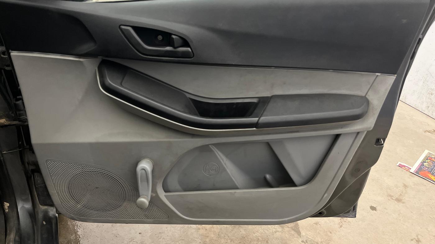 2021 Tata Tiago XE PETROL, Petrol, Manual, 66,760 km, Driver Side Door Panels Control