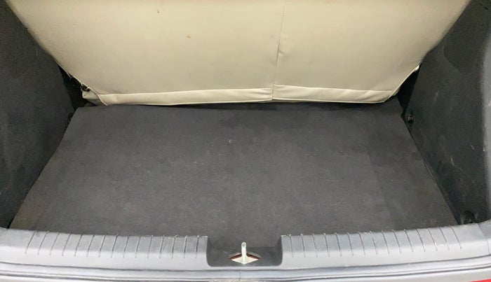 2016 Hyundai Elite i20 SPORTZ 1.2, Petrol, Manual, 59,533 km, Boot Inside